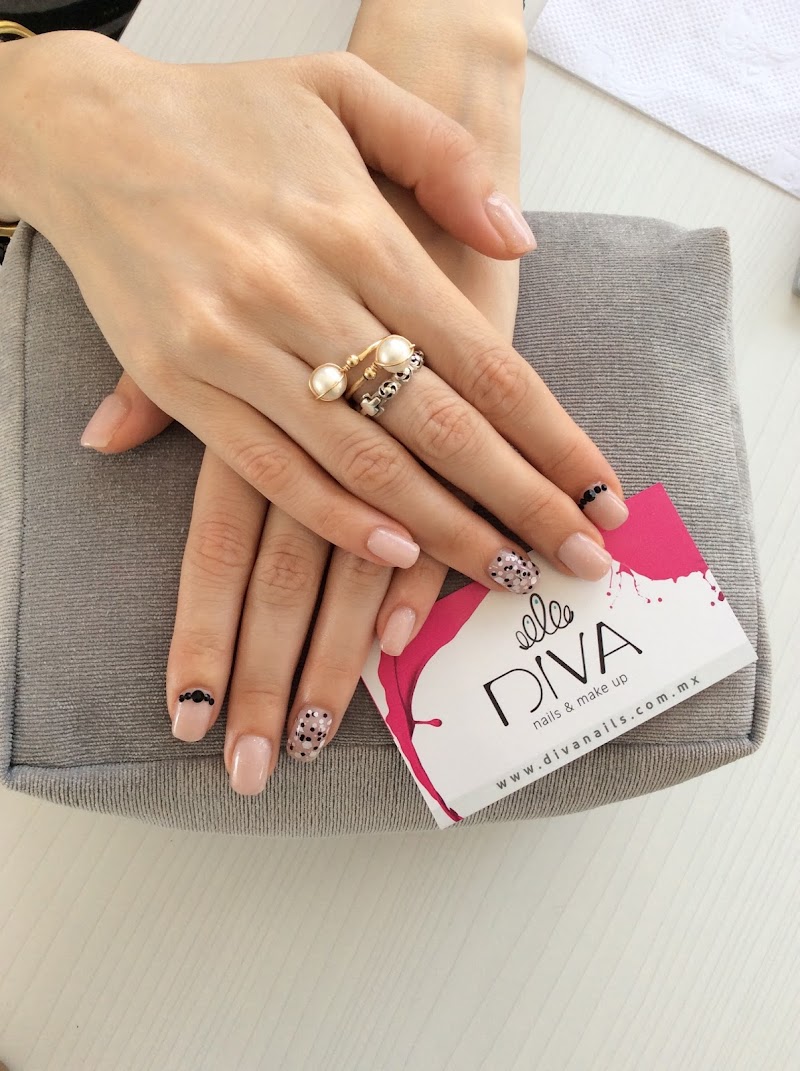 Diva Nails & Make Up