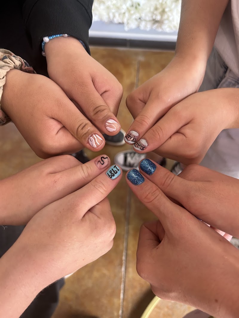 Nails by Alessia